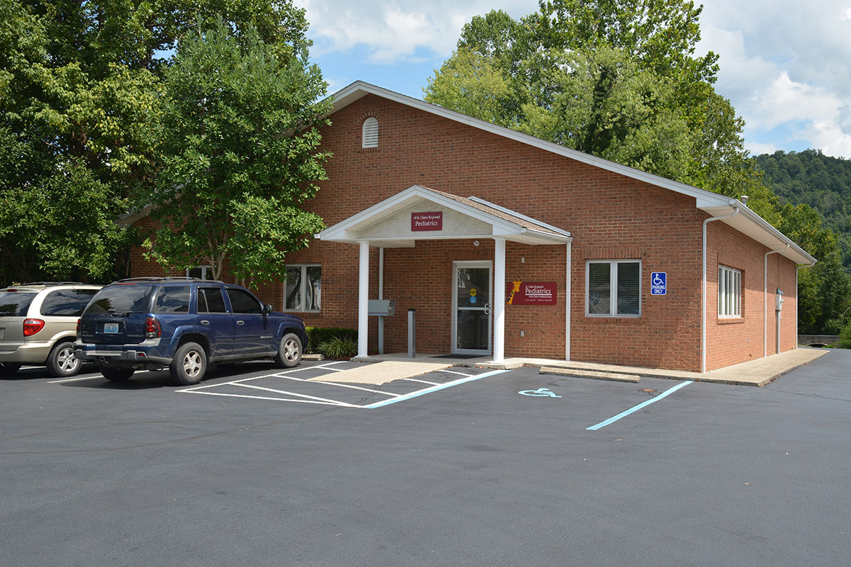 Exterior of UK St. Claire Pediatrics