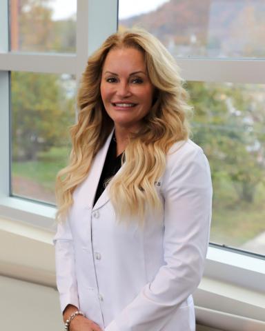 Kristi L. Lynch, CRNA